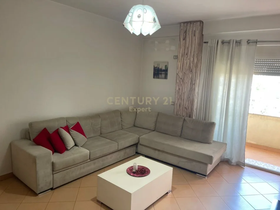 Tirane, jepet me qera apartament 1+1 Kati 6, 75 m² 500 € (don bosko)