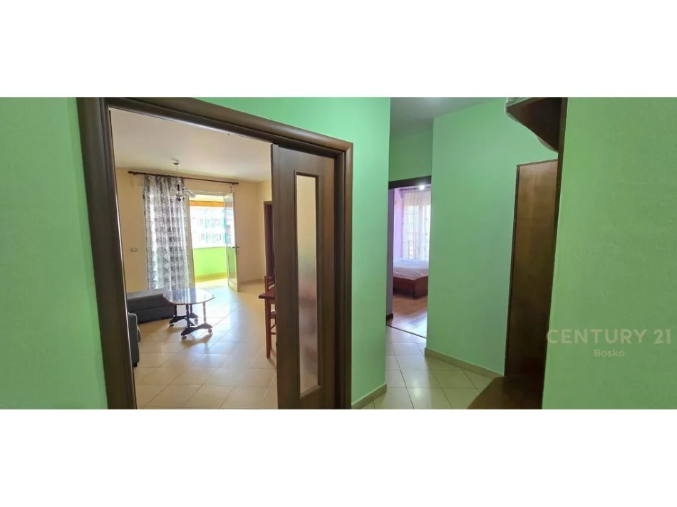 Tirane, jepet me qera apartament 1+1 Kati 7, 65 m² 480 € (APARTAMENT 1+1 PER QIRA PRANE ZOGUT ZI 