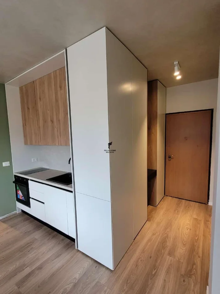 Tirane, jepet me qera apartament 1+1 Kati 7, 65 m² 500 € (ASTIR)