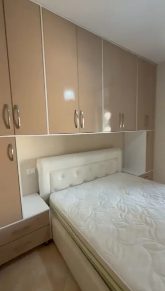 Tirane, jepet me qera apartament 1+1 Kati 7, 70 m² 400 € (Teodor Keko)