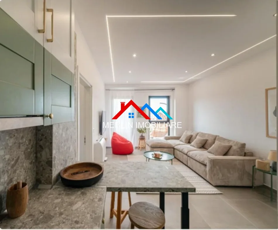 Tirane, jepet me qera apartament 1+1 Kati 7, 80 m² 85,000 LEKE (Rruga e Kavajes)