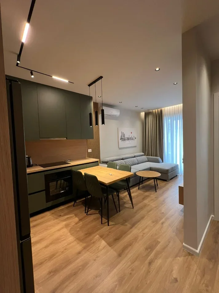 Tirane, jepet me qera apartament 1+1 Kati 8, 50 m² 530 € (Rruga Pasho Hysa)