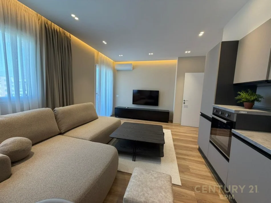 Tirane, jepet me qera apartament 1+1 Kati 8, 70 m² 700 € (sheshi avni rustemi)