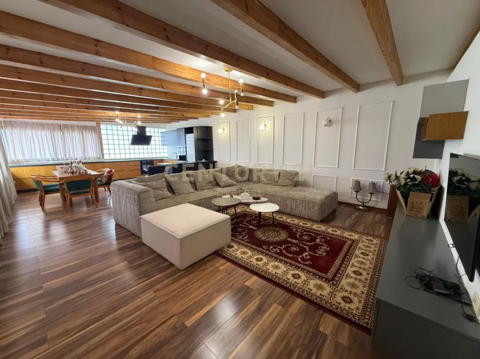 Tirane, jepet me qera apartament 1+1 Kati 9, 130 m² 800 € (kodra e diellit)