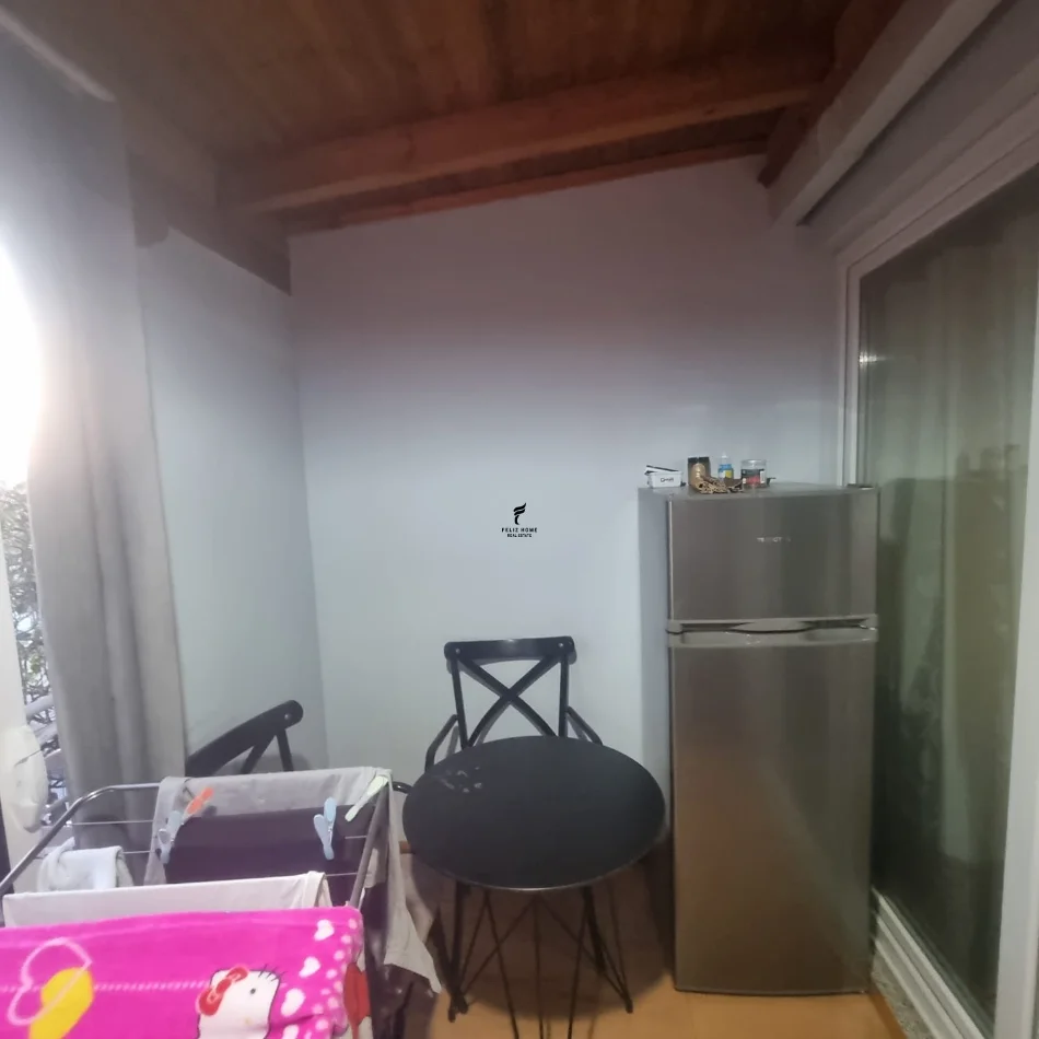 Tirane, jepet me qera apartament 1+1 Kati 9, 60 m² 450 € (MINE PEZA)
