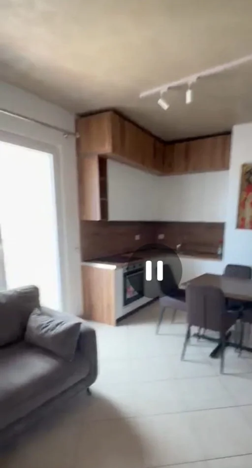 Tirane, jepet me qera apartament 1+1 Kati 9, 60 m² 800 € (Astir)