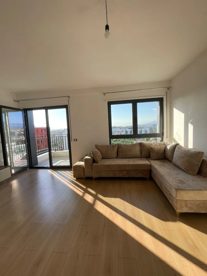 Tirane, jepet me qera apartament 1+1 Kati 9, 65 m² 550 € (Bulevardi i Ri)