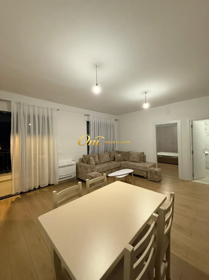 Tirane, jepet me qera apartament 1+1 Kati 9, 65 m² 570 € (JORDAN MISJA)