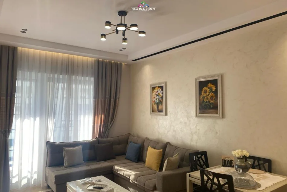 Tirane, jepet me qera apartament 1+1 Kati 9, 70 m² 680 € (21 dhjetori)