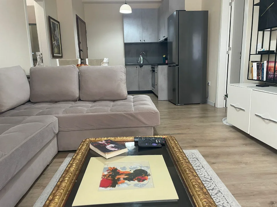 Tirane, jepet me qera apartament 1+1 Kodra e Diellit