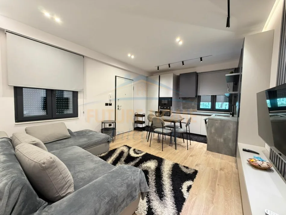 Tirane, jepet me qera apartament 1+1+Verande  Kati 1, 45 m² 50.000 Lekë (Kodra e Priftit)