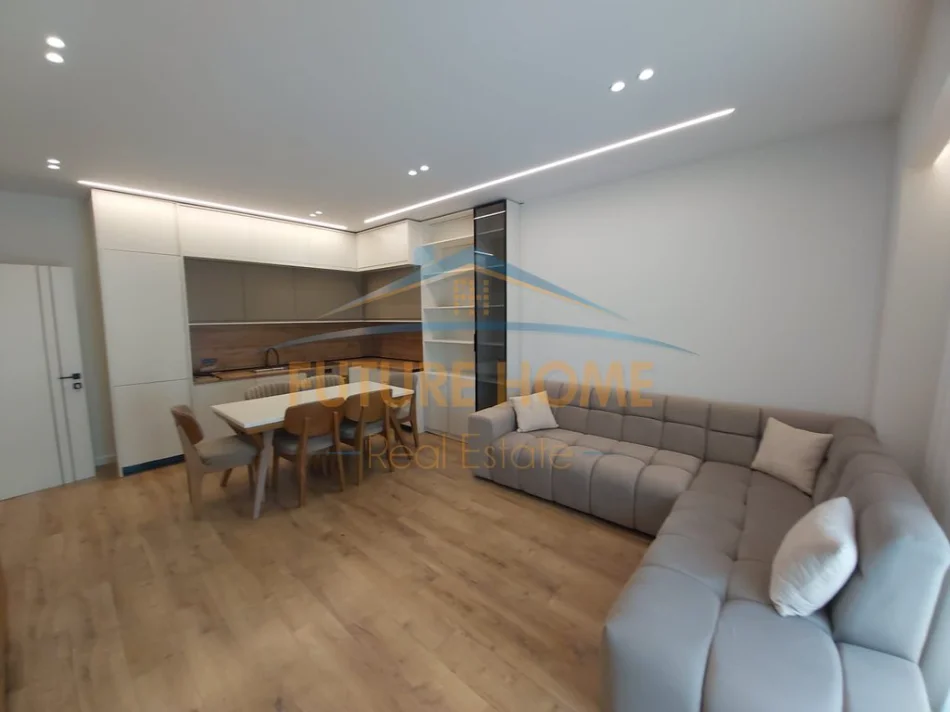 Tirane, jepet me qera apartament 2+1+2 , Kati 3, 102 m² 1.000 € (Rruga e Barrikadave)