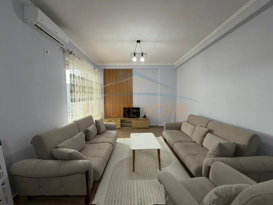 Tirane, jepet me qera apartament 2+1+2 Kati 5, 102 m² 570 € (ASTIR , PRANE WELL)
