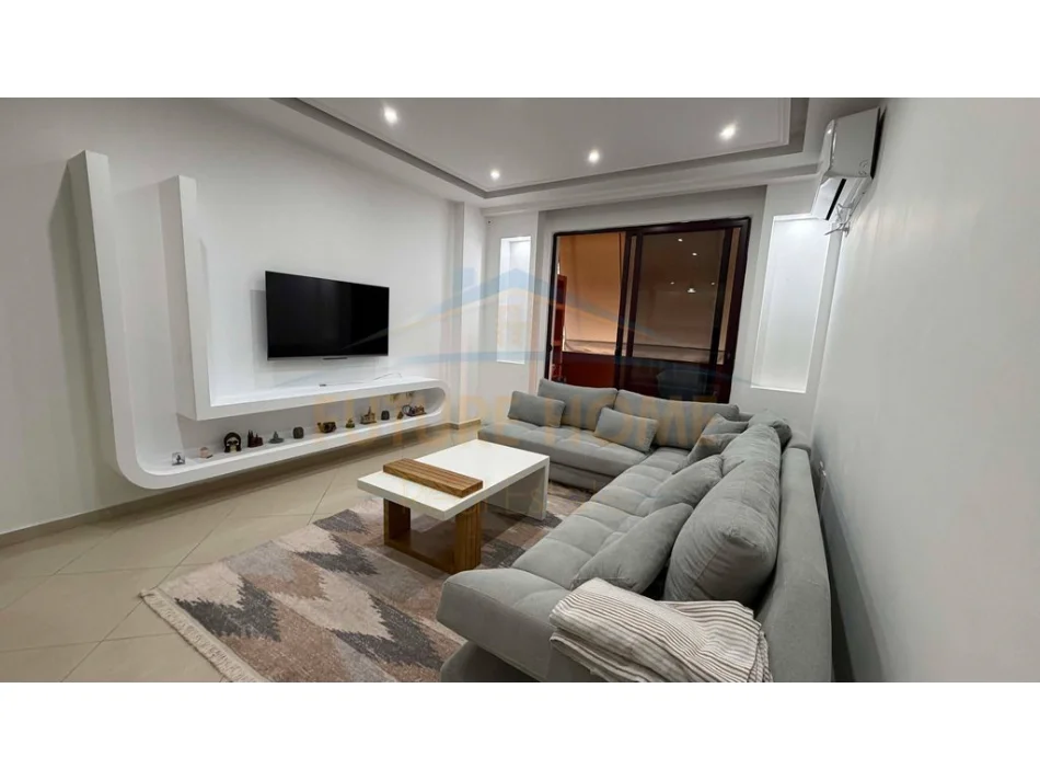 Tirane, jepet me qera apartament 2+1+2 Kati 6, 103 m² 550 € (ASTIR , Prane Bar RETURN)