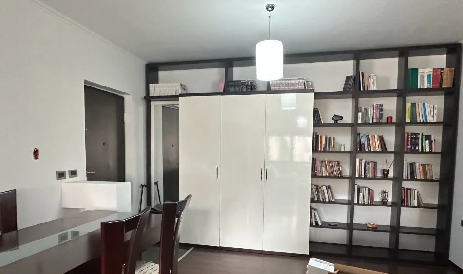 Tirane, jepet me qera apartament 2+1+2 Kati 7, 102 m² 850 € (RRUGA E ELBASANIT)