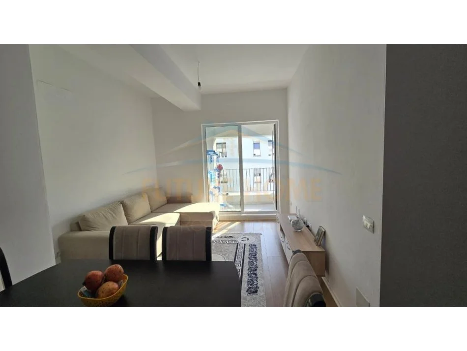 Tirane, jepet me qera apartament 2+1+2,  Kati 7, 86 m² 500 € (Kompleksi Kaimi, Ali Demi)