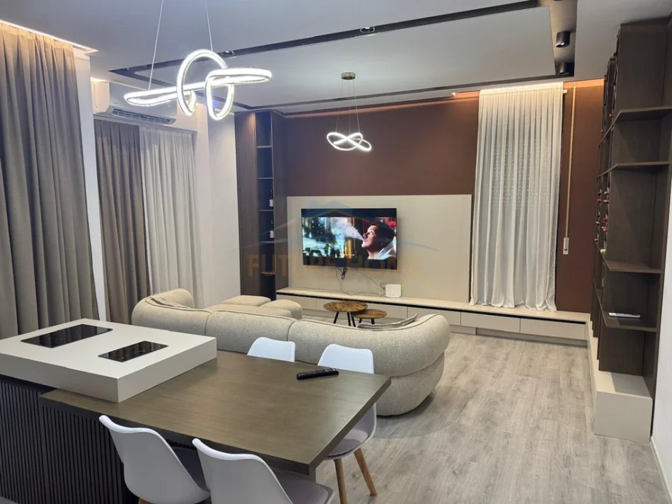 Tirane, jepet me qera apartament 2+1+2+Parkim, Kati 1, 103 m² 850 € (Ish Dogana)