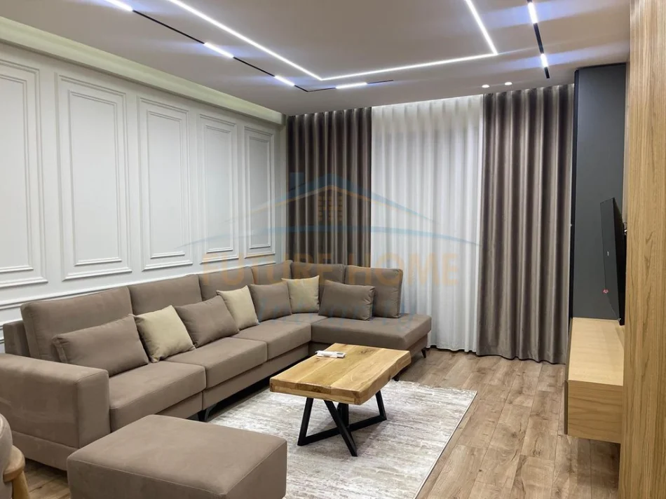 Tirane, jepet me qera apartament 2+1+2+Post Parkimi,  Kati 1, 116 m² 1.500 € (Liqeni i Thatë)