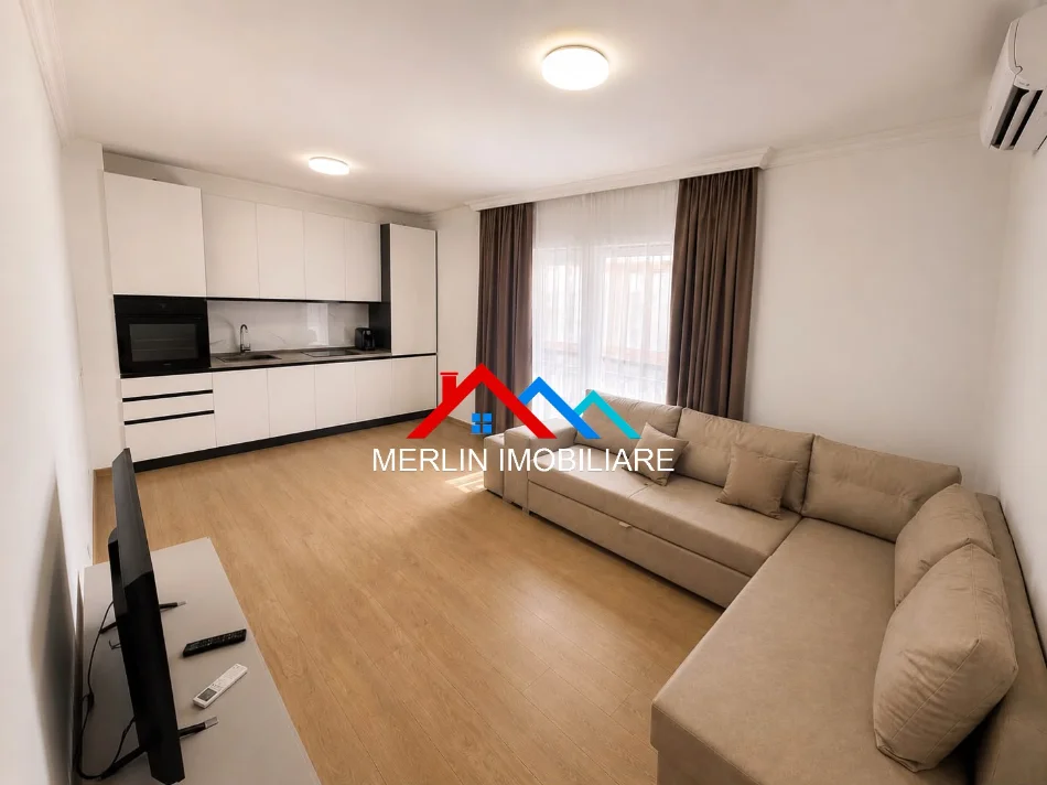 Tirane, jepet me qera apartament 2+1+Aneks+Ballkon Kati 3, 90 m² 1.000 € (Rruga Luigj Gurakuqi)