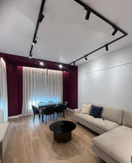 Tirane, jepet me qera apartament 2+1+Ballkon , 1.000 € (Porcelan)