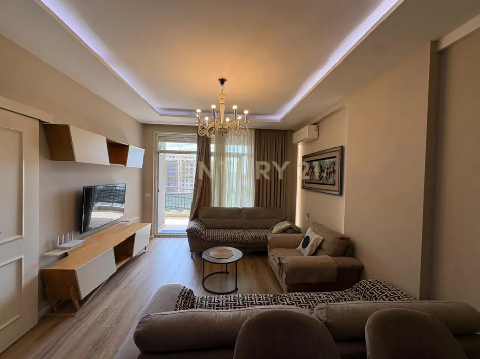 Tirane, jepet me qera apartament 2+1+Ballkon , 100 m² 700 €