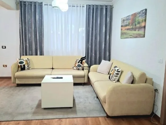 Tirane, jepet me qera apartament 2+1+Ballkon Kati 1, 105 m² 650 € (ALLIAS)