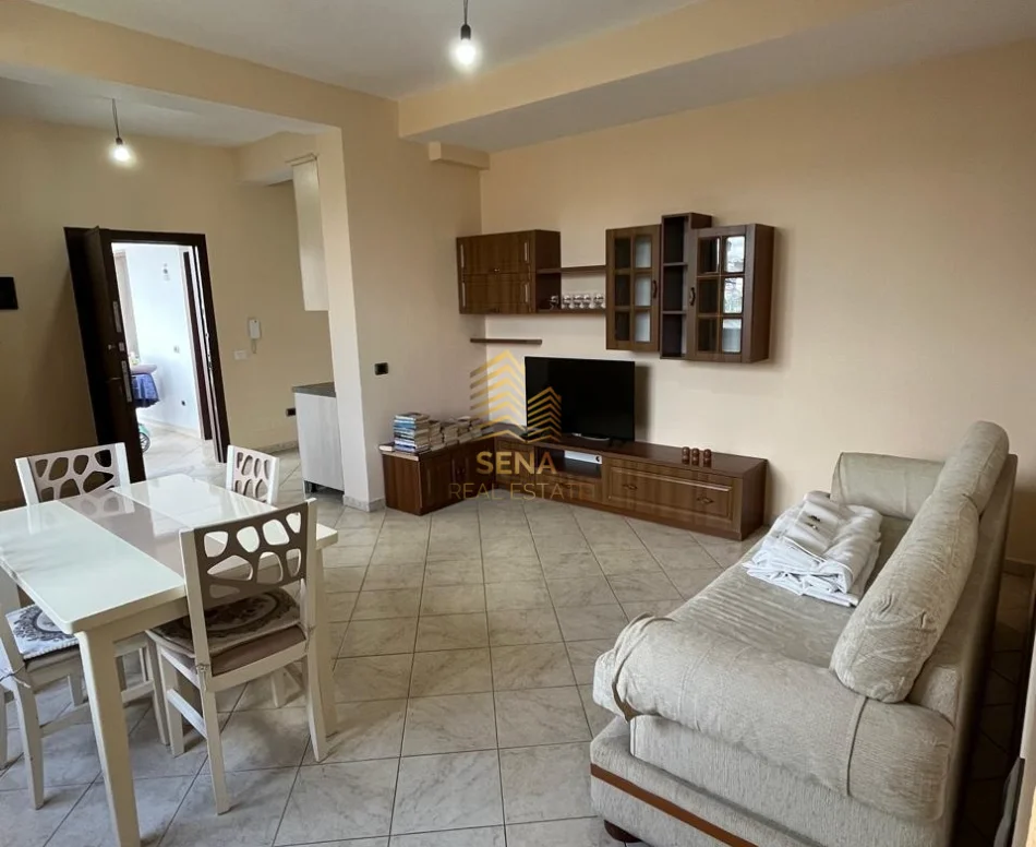Tirane, jepet me qera apartament 2+1+Ballkon Kati 2, 100 m² 450 € (Kodra e Priftit)