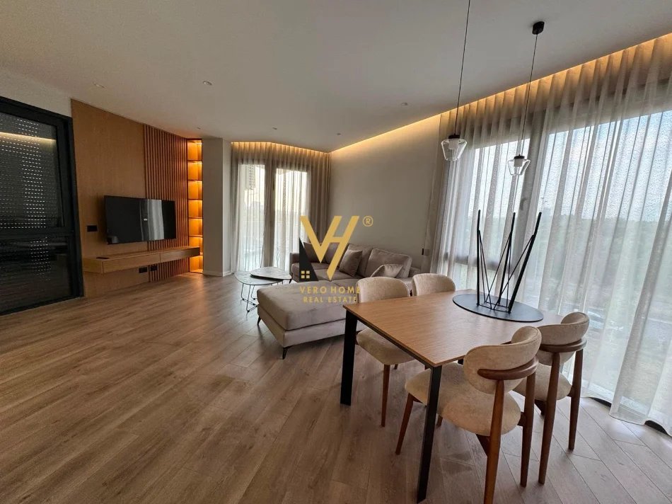 Tirane, jepet me qera apartament 2+1+Ballkon Kati 2, 110 m² 1.300 € (LIQENI I THATE)