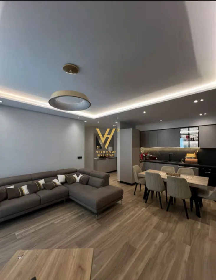 Tirane, jepet me qera apartament 2+1+Ballkon Kati 2, 120 m² 1.550 € (LUNDER)