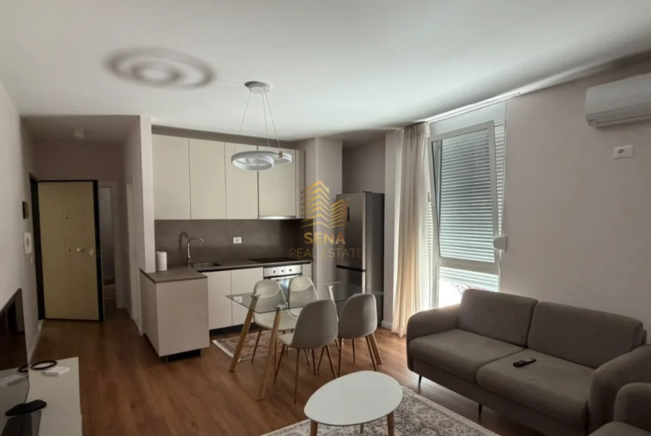 Tirane, jepet me qera apartament 2+1+Ballkon Kati 2, 66 m² 750 € (Rruga e Dibres)