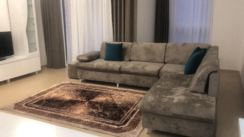 Tirane, jepet me qera apartament 2+1+Ballkon Kati 2, 98 m² 650 € (JORDAN MISJA)