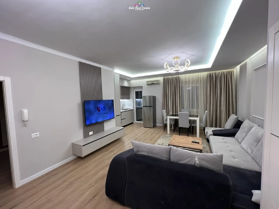 Tirane, jepet me qera apartament 2+1+Ballkon Kati 3, 70 m² 650 € (Rrapo Hekali)