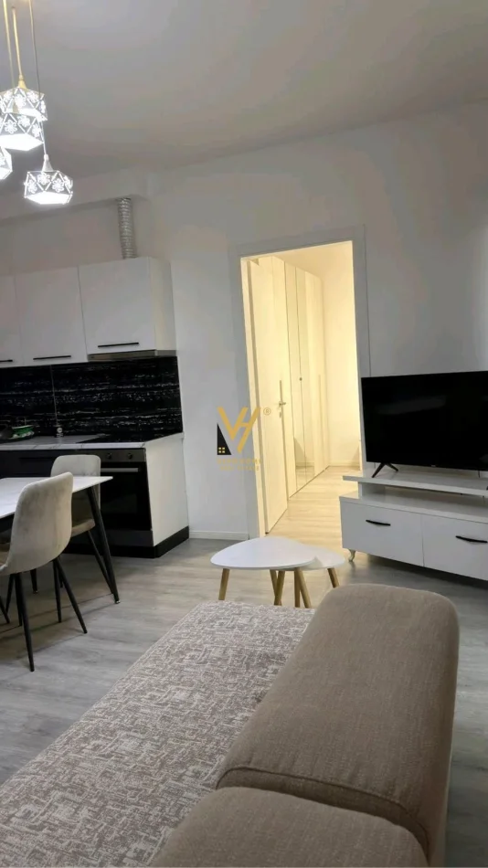 Tirane, jepet me qera apartament 2+1+Ballkon Kati 3, 80 m² 700 € (5 MAJI)