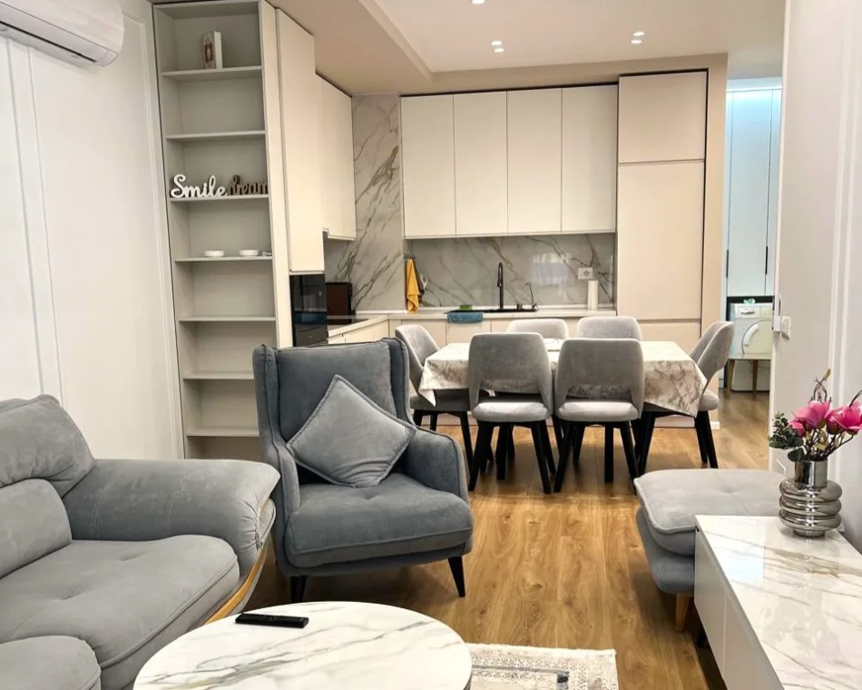 Tirane, jepet me qera apartament 2+1+Ballkon Kati 3, 91 m² 700 € (Rruga Pasho Hysa)