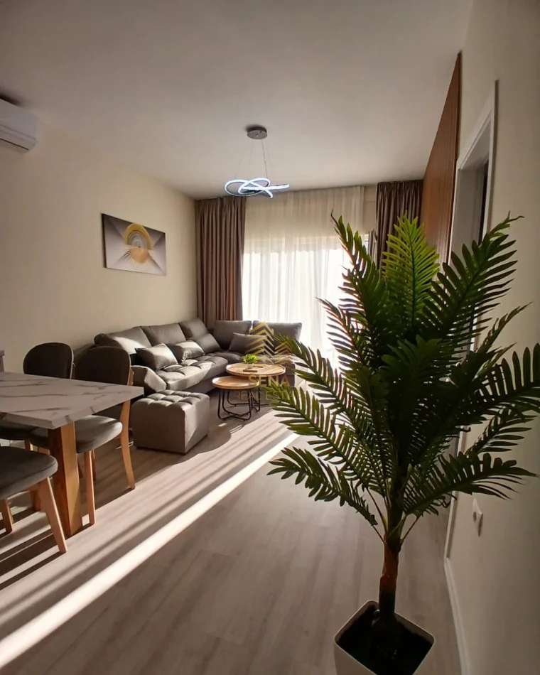 Tirane, jepet me qera apartament 2+1+Ballkon Kati 4, 71 m² 900 € (Zogu I Zi, prane Karburant Gazheli)