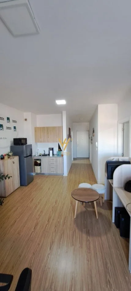 Tirane, jepet me qera apartament 2+1+Ballkon Kati 4, 72 m² 600 € (PAZARI I RI)