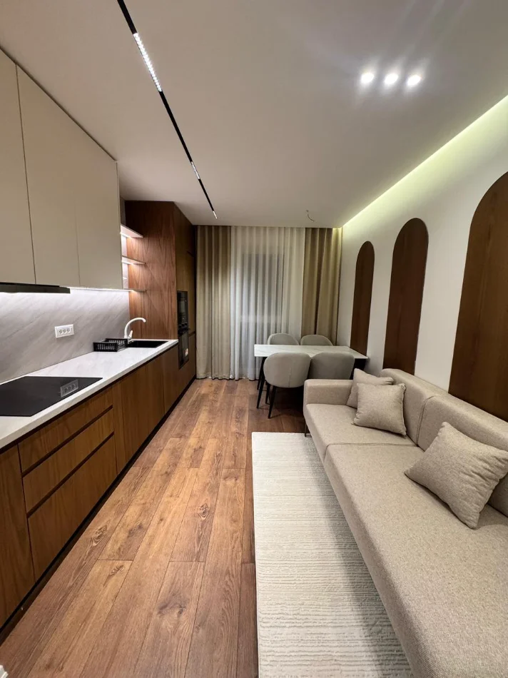 Tirane, jepet me qera apartament 2+1+Ballkon Kati 4, 74 m² 830 € (Rruga Telo Ndini)