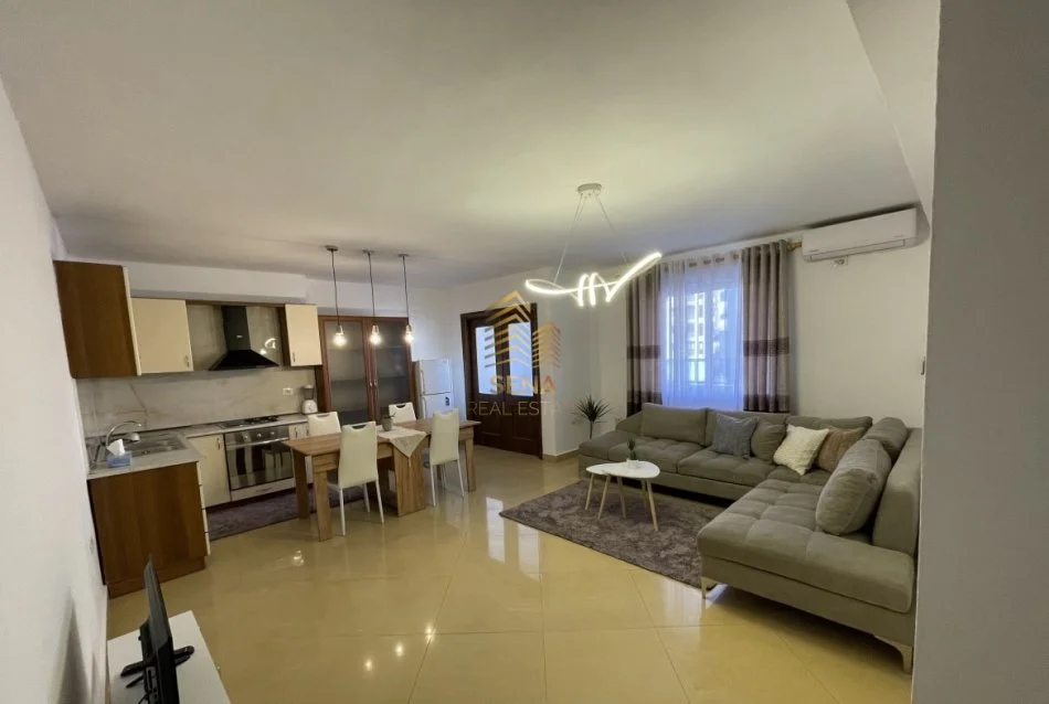 Tirane, jepet me qera apartament 2+1+Ballkon Kati 4, 83 m², 72,000 Leke/Muaj (Qender, pas 15 kateshit)
