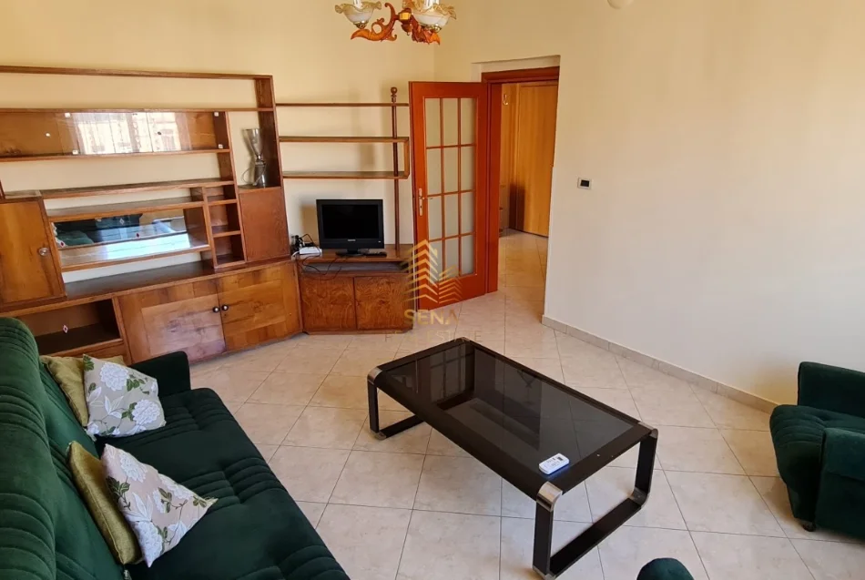 Tirane, jepet me qera apartament 2+1+Ballkon Kati 4, 87 m² 500 € (Pazari i Ri)