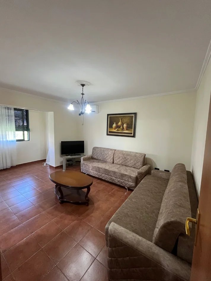Tirane, jepet me qera apartament 2+1+Ballkon Kati 5, 80 m² 500 € (Marteniteti i Ri /Ali Demi)