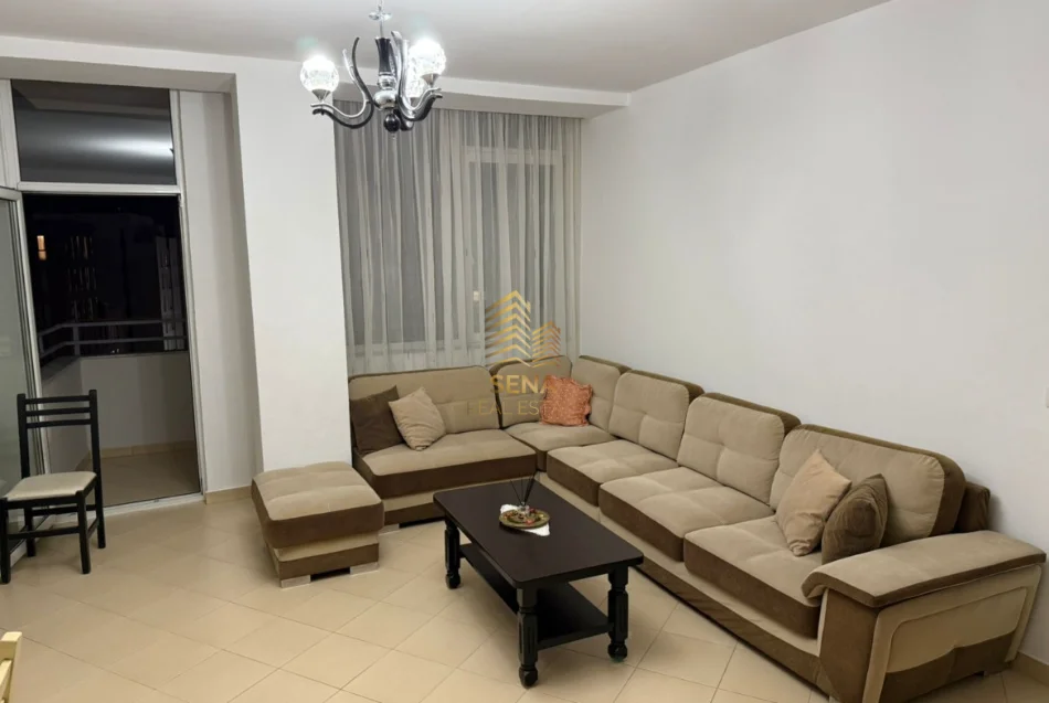 Tirane, jepet me qera apartament 2+1+Ballkon Kati 6, 100 m² 600 € (Rezidenca AVID)