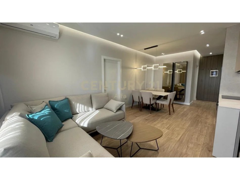 Tirane, jepet me qera apartament 2+1+Ballkon Kati 6, 104 m² 1.300 € (mine peza)