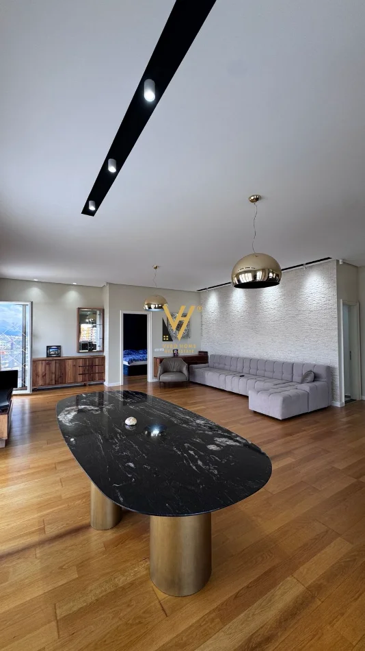 Tirane, jepet me qera apartament 2+1+Ballkon Kati 6, 160 m² 1.800 € (KOPSHTI BOTANIK)