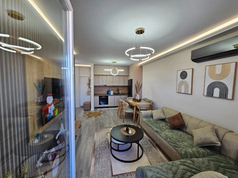 Tirane, jepet me qera apartament 2+1+Ballkon Kati 6, 96 m² 650 € (GOLDEN PARK 3)
