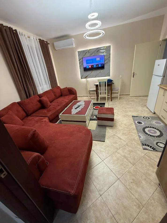 Tirane, jepet me qera apartament 2+1+Ballkon Kati 7, 100 m² 450 € (ASTIR)