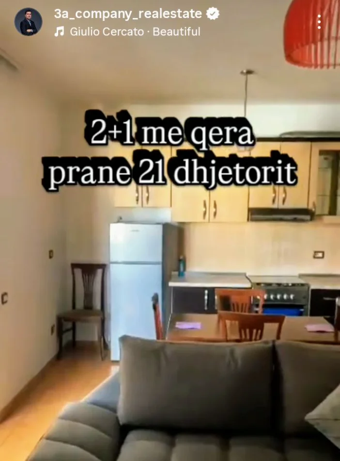 Tirane, jepet me qera apartament 2+1+Ballkon Kati 7, 90 m² 60.000 leke/muaj i diskutueshem.. (prane zyrave te bashkise)