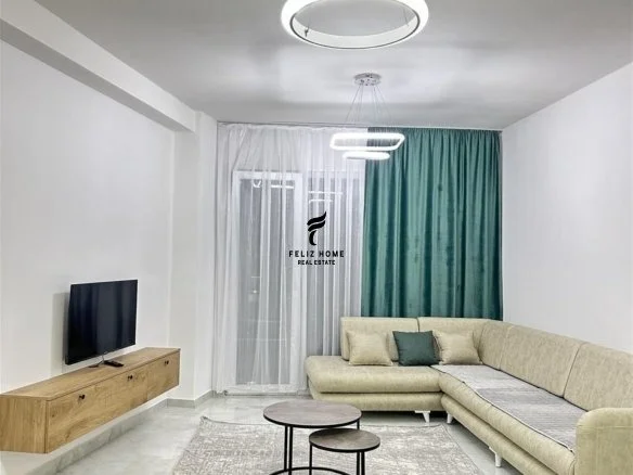 Tirane, jepet me qera apartament 2+1+Ballkon Kati 8, 85 m² 600 € (ASTIR)