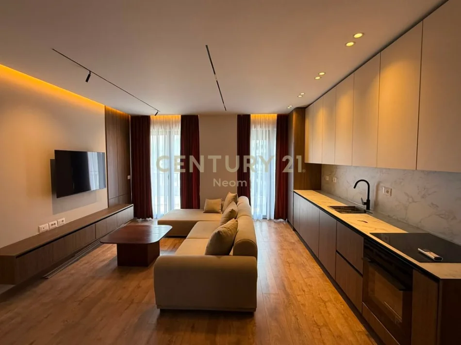 Tirane, jepet me qera apartament 2+1+Ballkon Kati 9, 124 m² 1.100 € (bulevardi i ri ne fund)