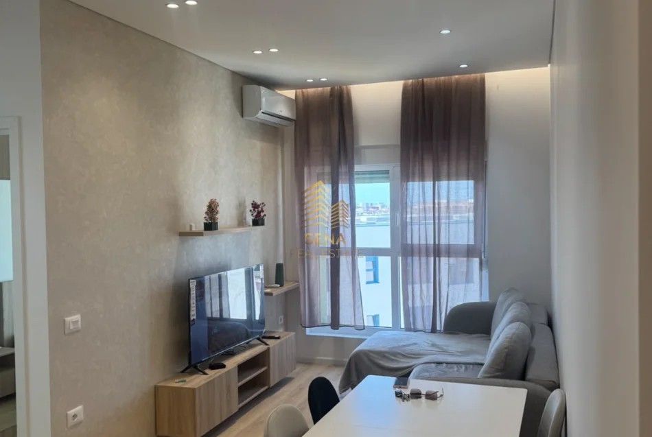 Tirane, jepet me qera apartament 2+1+Ballkon Kati 9, 90 m² 550 € (Ali Demi)
