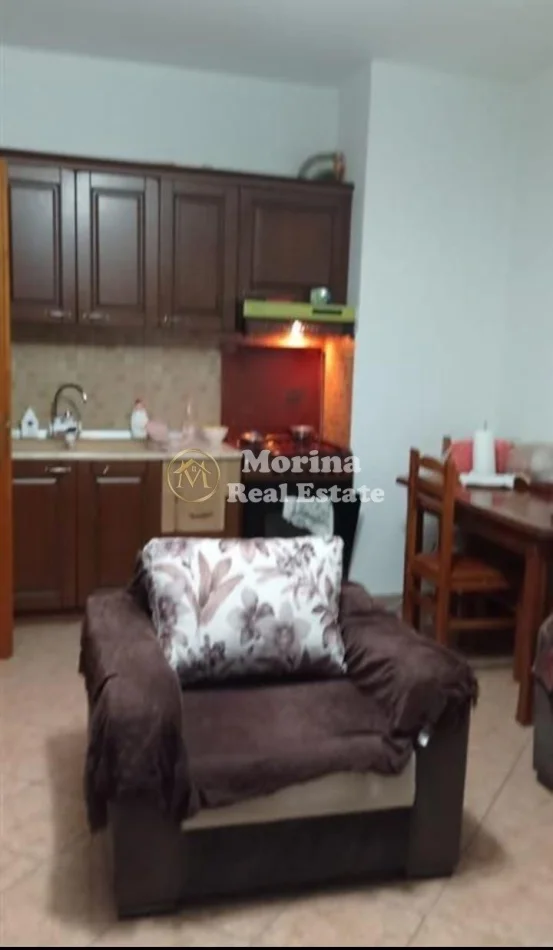 Tirane, jepet me qera apartament 2+1 Kati 0, (Agjencia Morina Shet Apartament 21blk 5 Maj 135)